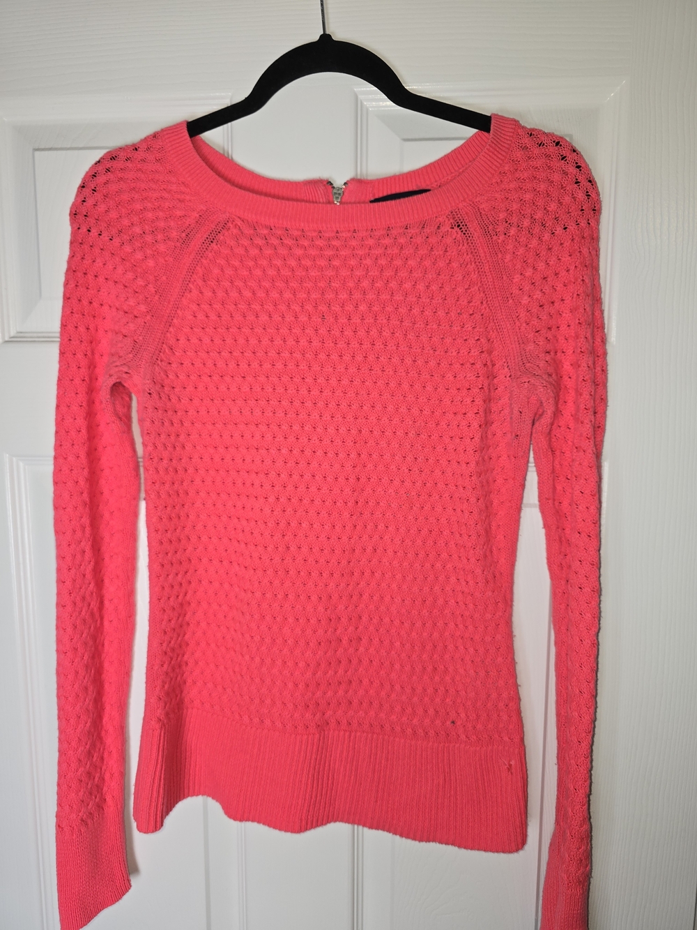 American Eagle Y2K Bright Pink Knit Sweater Size XS